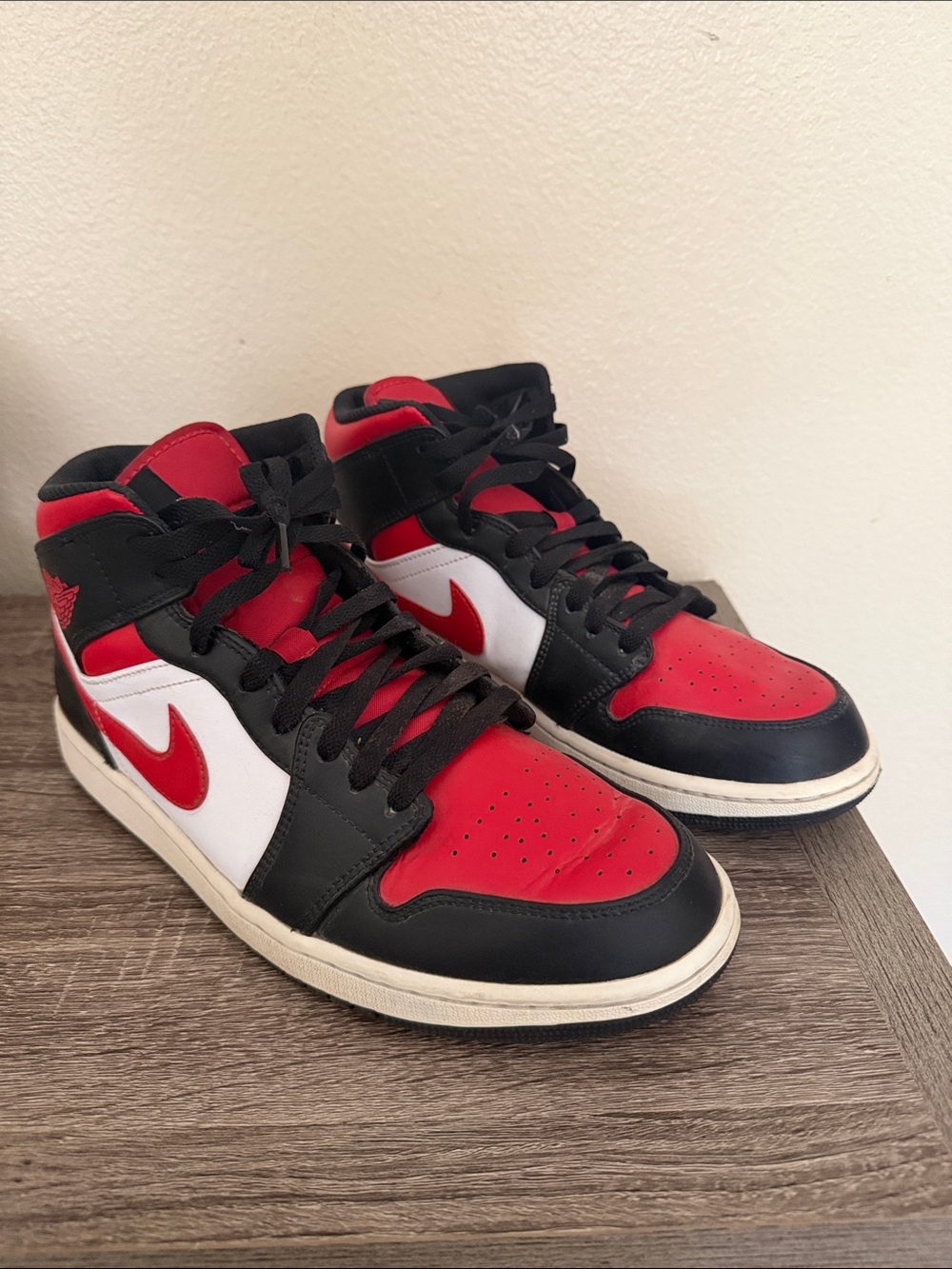 Nike Red Black White Air Jordan 1 Style High-Top Sneakers